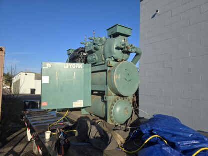 York 100 Ton Liquid Chiller on R22: Item#: CH86356