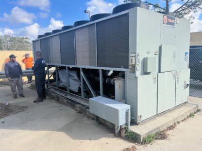 (2) 250 TON Trane Air Cooled Chiller: Model RTAC 250: Item#: CT78411 - Image 4