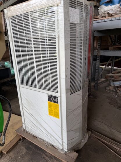 Trane HVAC Unit: Item# CH42094