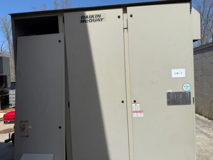 McQuay 290 Ton Air Cooled Chiller Model: AWS 290: Running on R134A: Item # CH33212 - Image 16
