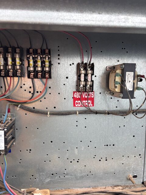 8 Fan Heatcraft Air cooled freon condenser : Item#: CT77653 - Image 8