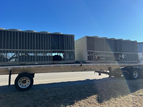 Trane 125 Air cooled chillers: Model: RTAA 125 on R22: Item# CH32396 - Image 3